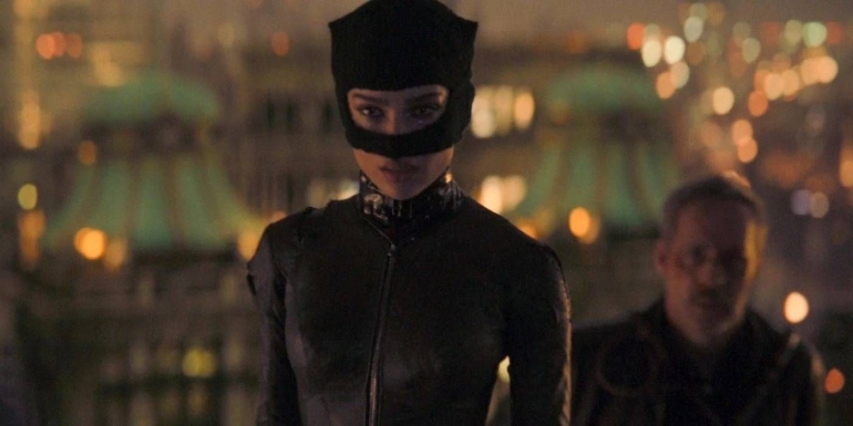 Gambar 4. Catwoman versi Zoe Kravitz (Source: Warner Bros Pictures)