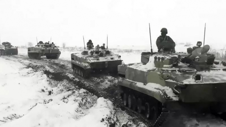 potret perjalanan militer Rusia menuju Rostov perbatasan Ukraina (bbc.com)