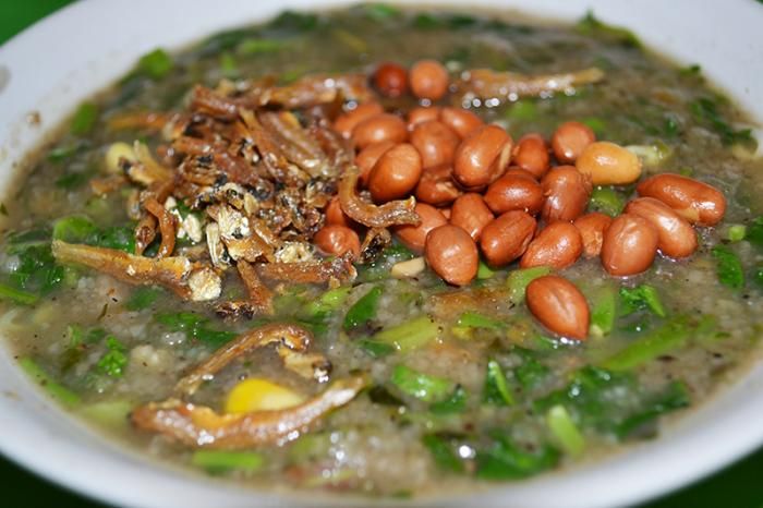 Sajian bubur pedas yang berbahan sayur dan otentik Sambas_Sumber foto reqnews.com