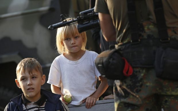 Anak-anak korban perang (pic: unian.info)