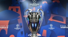 Trofi Liga Champions (Sumber: tribunnews.com)