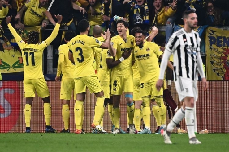 Pemain Villareal merayakan gol ke gawang Juventus. Foto: Marco Bertorello via Kompas.com