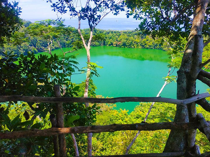 Danau Tolire Besar dipotret dari rumah pohon (Dokpri)