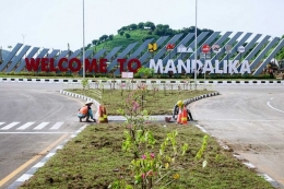 Keindahan Daerah Mandalika, Nusa Tenggara Barat | Sumber Diskominfotik NTB via Kompas.com