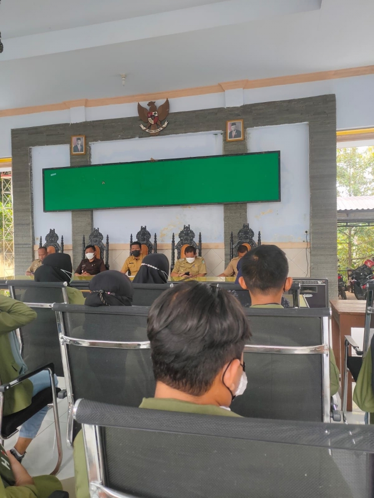 Penyambutan Mahasiswa UPNVJT di Kantor Kecamatan Wonosalam, Jombang (Dokpri)