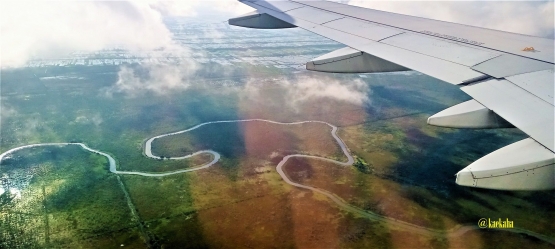 Sesaat Sebelum Landing di Bandara Syamsoedin Noor, Banjarmasin di Banjarbaru. Cantik juga ya!? | @kaekaha