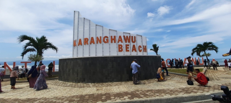 Spot foto di Tugu Karang Hawu (sumber foto: dokmentasi pribadi)