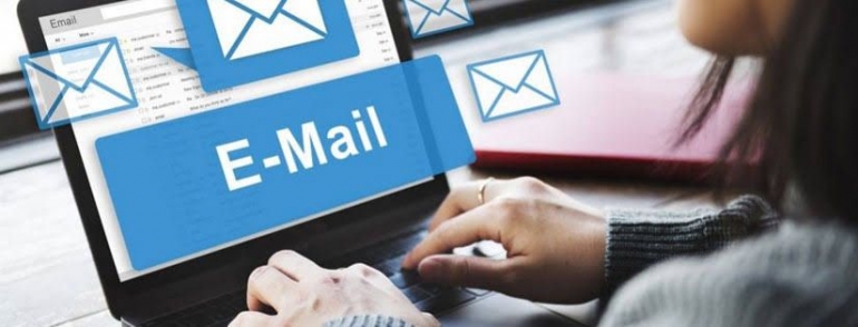 Penggunaan E-Mail Dalam Aktivitas Sehari-hari | Sumber Accurate Online