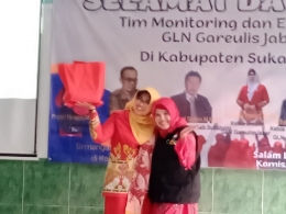 Ketua GLN Gareulis Jawa Barat Bunda Yulia dan Koordinator GLN Gareulis Jawa Barat Kab. sukabumi, Ibu Popon Nuraeni. Sumber Dok. Pri.