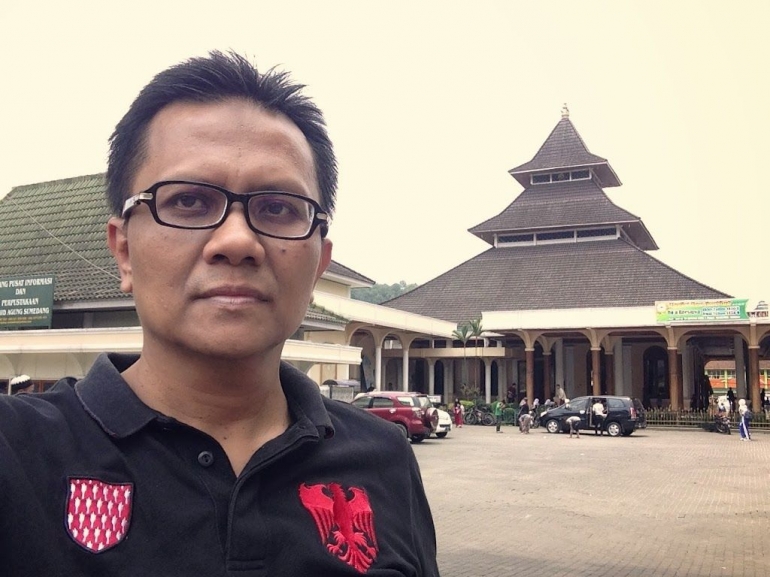 Image: Jelajah Nusantara Kakek Merza ke Masjid Agung Sumedang