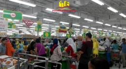Ilustrasi supermarket yang penuh pelanggan|dok. posbekasi.com/HSB