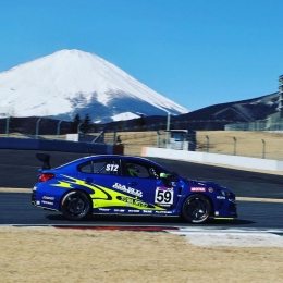 Fuji Speedway dengan Latar Belakang Gunung Fuji (instagram/@fujispeedway_official)