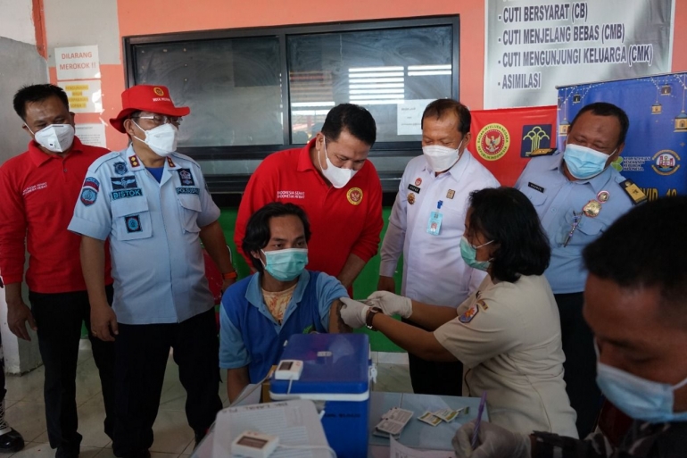 Gandeng BIN Sumsel, Kemenkumham Sumsel Gelar Vaksinasi Booster Bagi WBP Rutan Palembang/dokpri