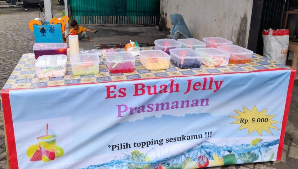 Es Buah Jelly Prasmanan Nurlela, Pakuhaji Tangerang