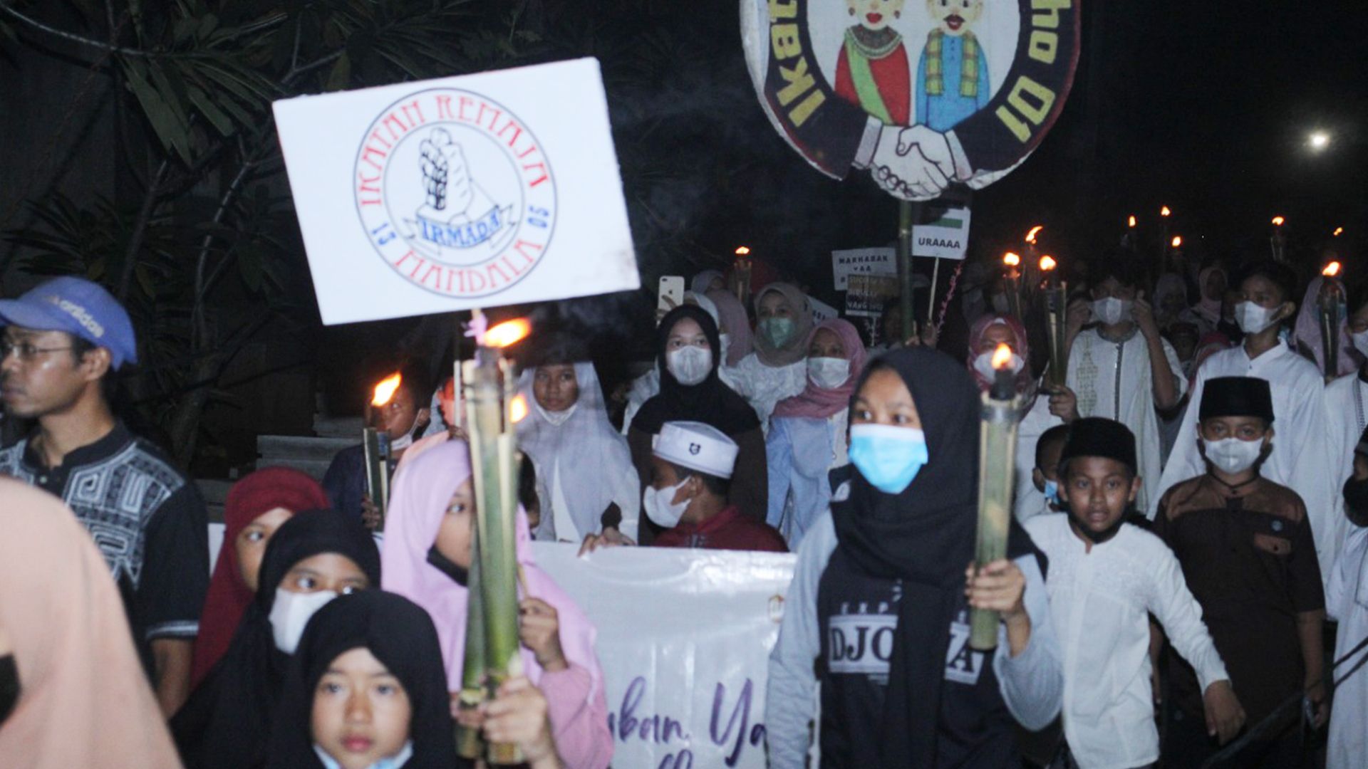 Foto: Karang Taruna Kelurahan Gandul - Kegiatan Pawai Obor