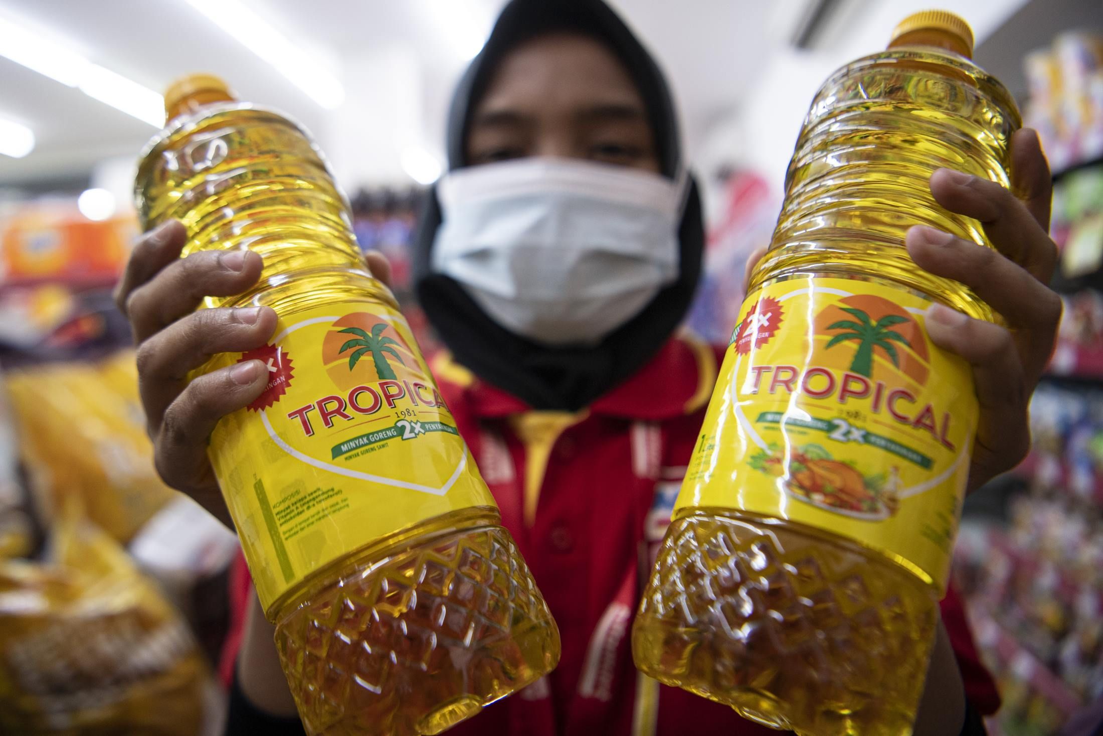 Foto Artikel : Minyak Goreng Masih Mahal Dan Langka Di Pasaran, Berikut ...