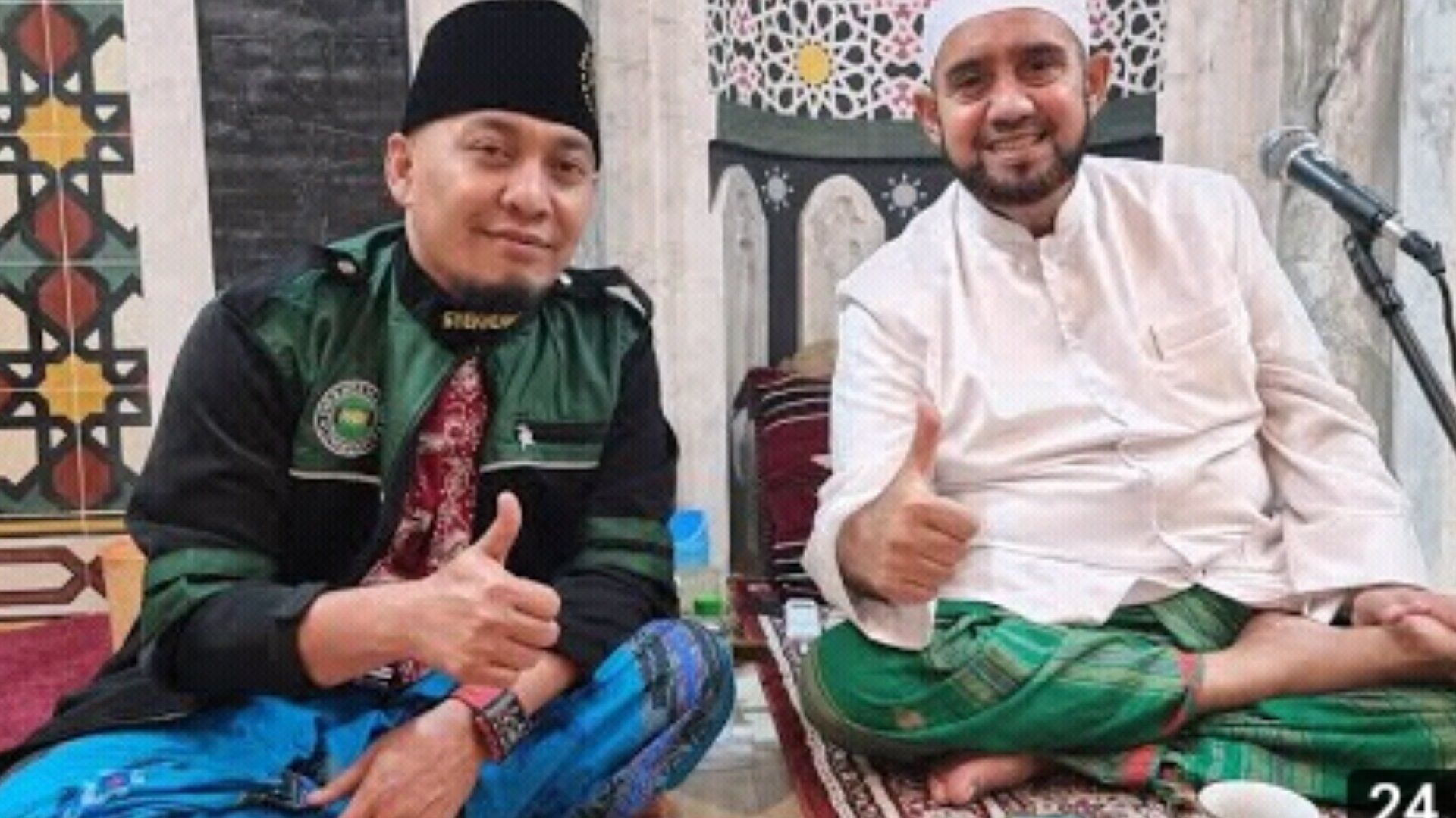 Ustadz Ujang Busthomi bertemu Habib Syeikh/instagram.com/ujangbusthomi_cirebon