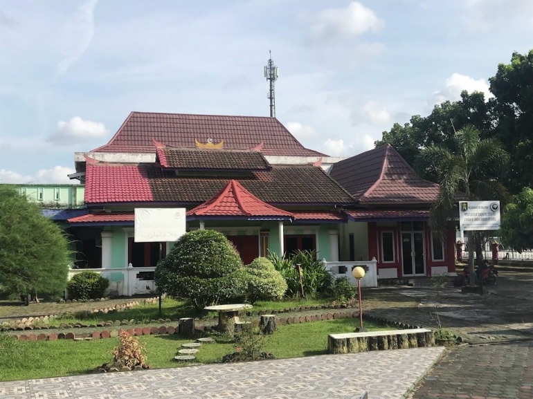 Image: Kantor Persatuan Islam Tionghoa Indonesia/Persatuan Iman Tauhid Indonesia (PITI) pendiri Masjid CengHo (by Merza Gamal)