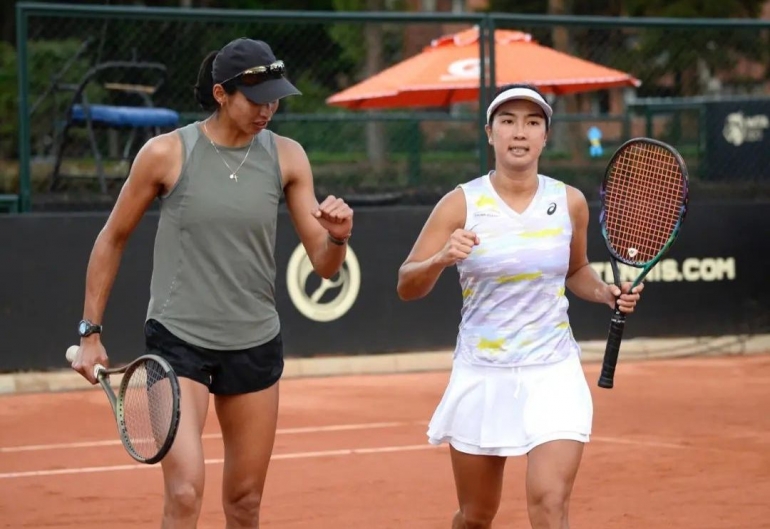 Aldila Sutjiadi (kanan) dan Astra Sharma/foto Instagram @tenisindonesia