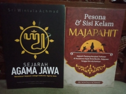 Salah dua buku karya Sri Wintala Achmad | Dokumen pribadi