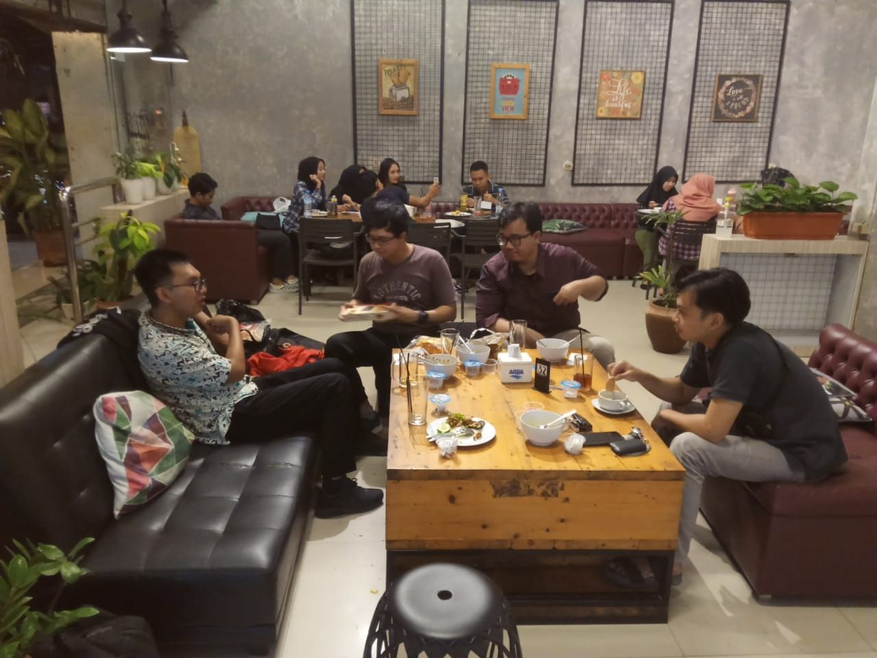 Sesi diskusi dosen muda Universitas Muhamamdiyah Purwokerto (Dokpri)