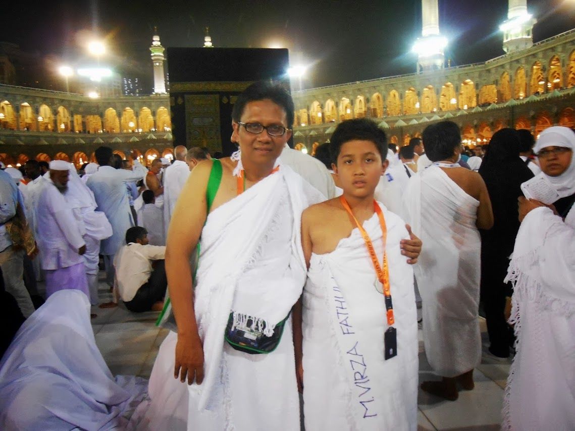 Image:Virza, satu-satunya anak laki-laki saya, pertama kali ikut umrah Ke Masjidil Haram pada umur 11 tahun (dokpri)