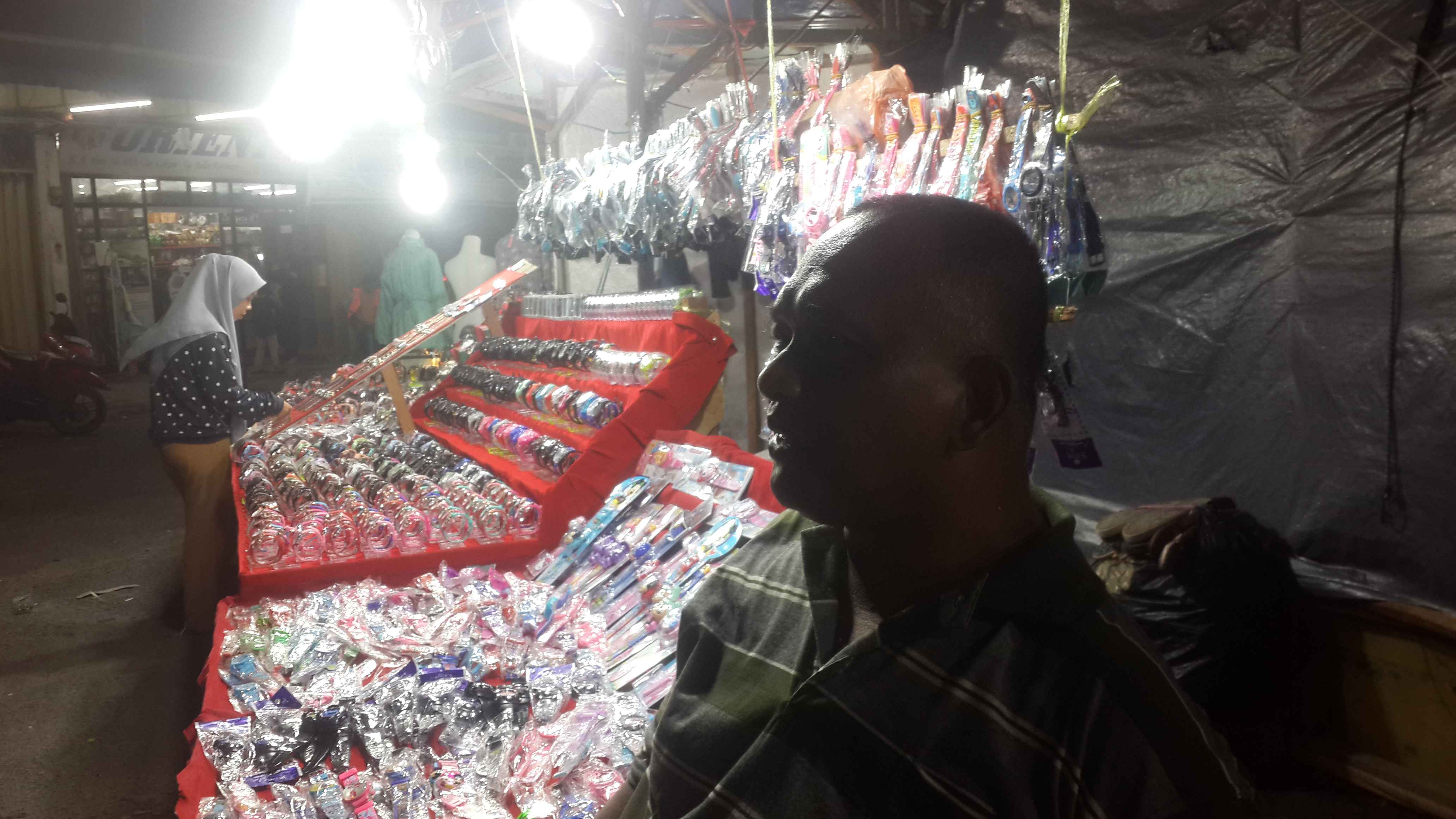 Poto H.irfan saputra , pengelola bazar