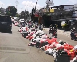 Ilustrasi: Indonesia darurat sampah karena pemerintah dan pemda tidak jalankan undang-undang sampah, Sumber: Dokpri