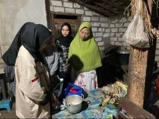 Pengolahan Yogurt Bersama Warga Desa Punjulharjo (Dokpri)