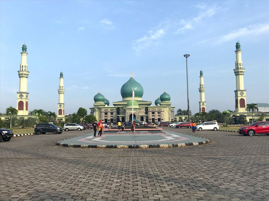 Image: Masjid Raya An Nur yang megah di Pekanbaru (by Merza Gamal)