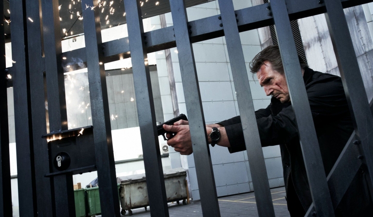 Liam Neeson dalam menyelesaikan misinya dengan aksi yang berbahaya (Foto : imdb)