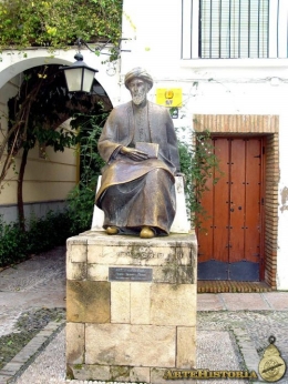 Patung Maimonides: Foto arterihistoria.org