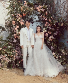potret pernikahan aktor Hyunbin dan aktris Hyejin di Korea Selatan (sumber: KapanLagi.com)