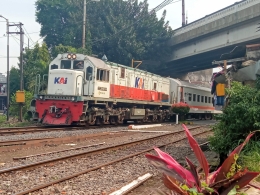 Kereta Api Matarmaja memasuki Stasiun Malang Kota Lama. (Sumber: Dokumentasi Pribadi)