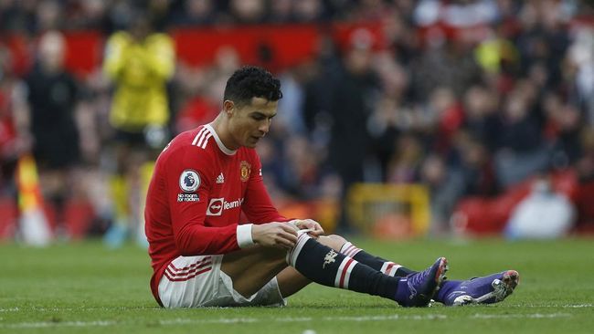 Cristiano Ronaldo sedang berduka karena putranya meninggal dunia (Foto Reuters/Craig Brough).  