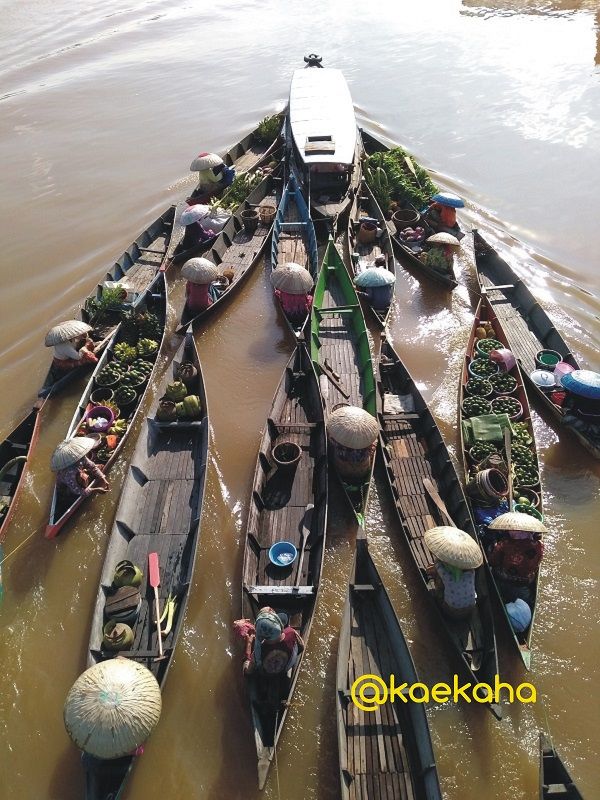 Ketika yang Besar dan Kuat Membantu yang Kecil dan Lemah | @kaekaha