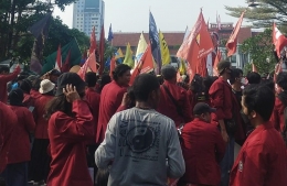 Dokpri: Aksi Mahasiswa di Depan Balai Kota Surabaya 2022