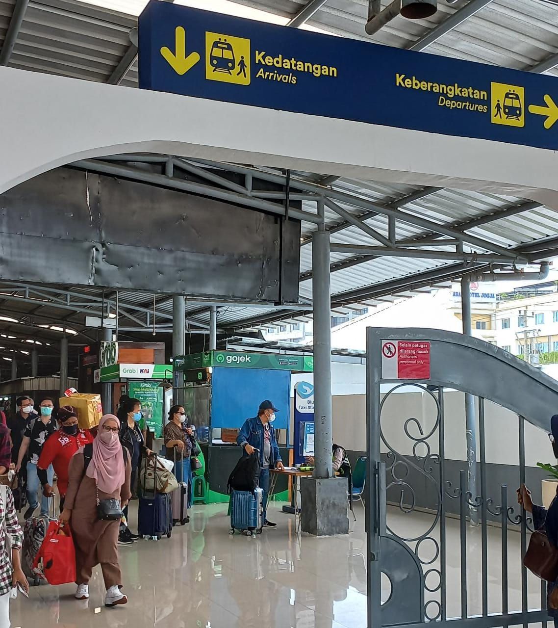 Stasiun Tugu Yogyakarta (20/04/2022). Dokumentasi Pribadi.