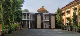 Masjid sekolah,  dokumentasi pribadi Utien