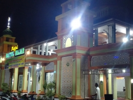 Masjid Baitul Hajar sepuluh malam terakhir ini aktif dengan kegiatan i'tikaf. (foto dok damanhuri)