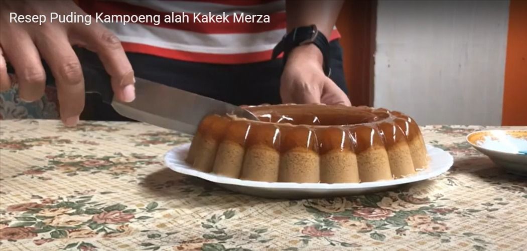 Image: Pudding Kampoeng alah Kakek Merza (by Merza Gamal)