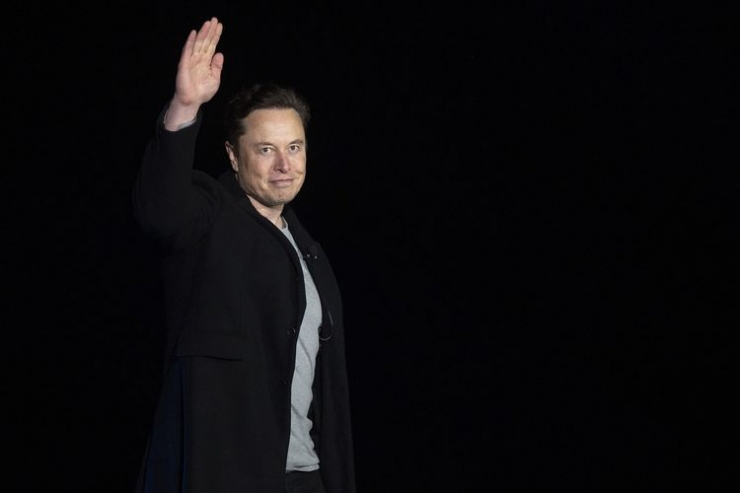 Elon Musk | Sumber gambar: kompas.com / AFP / JIM WATSON