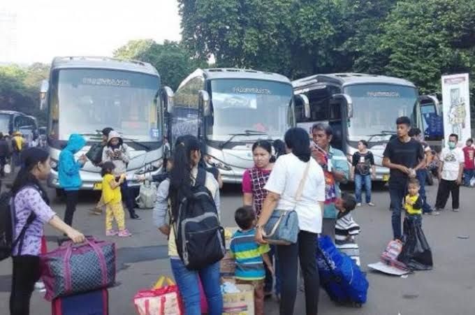 Mudik Dengan Transportasi Umum | Sumber GridOto.com