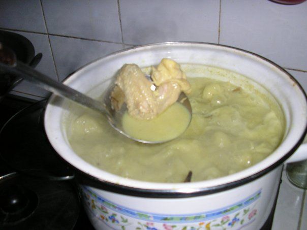 Image: Opor Ayam sebagai kuah Laksa Nonya yang gurih...