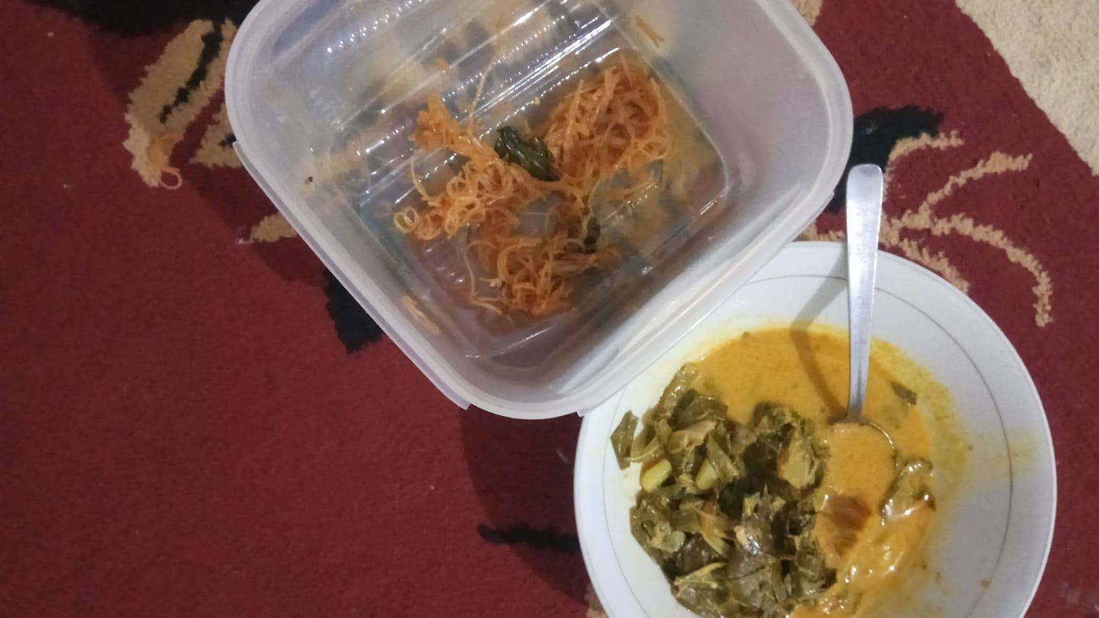  Gulai dan bihun yang sudah tidak layak (dokpri)