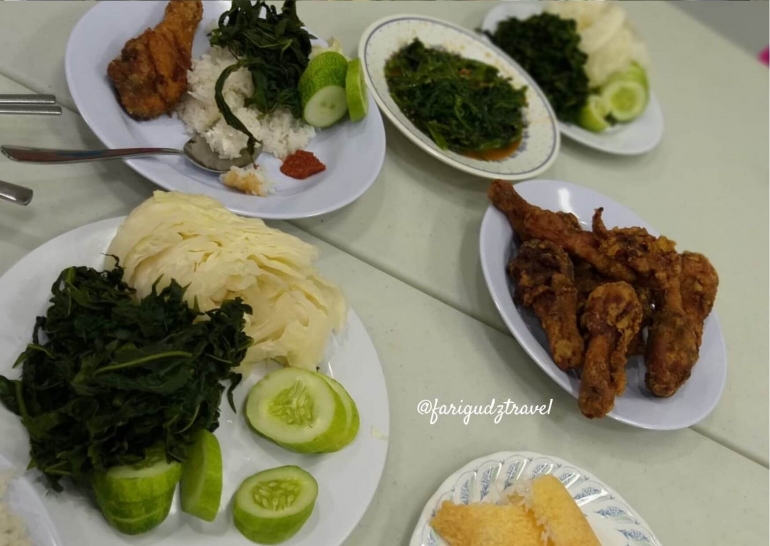 Menu makan siang 