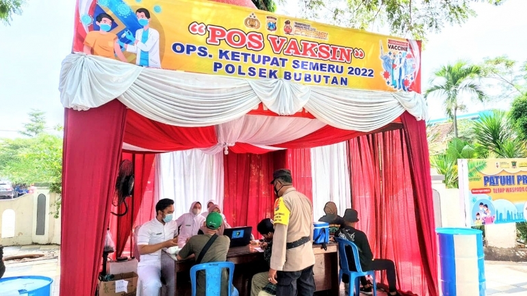 Gerai vaksin Polsek Bubutan Surabaya lokasi Stasiun Pasar Turi/doc okik