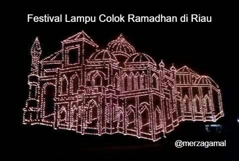 Image: Salah Lampu Colok dalam sebuah Festival Ramadhan beberap tahun lalu (by Merza Gamal)