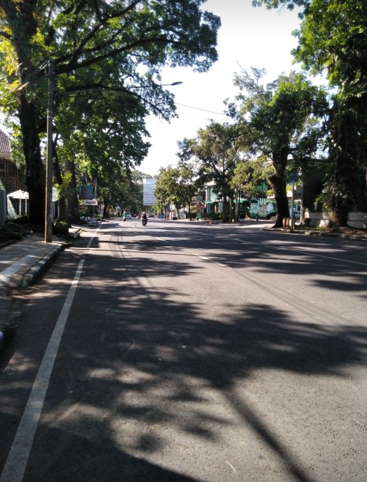 Jl. Semeru,  biasanya sangat ramai,  (Dokumentasi pribadi) 