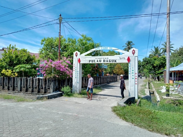 Pintu masuk Kampong Pulau Baguk di sebelah Barat Pulau Balai (Dok. Pribadi)